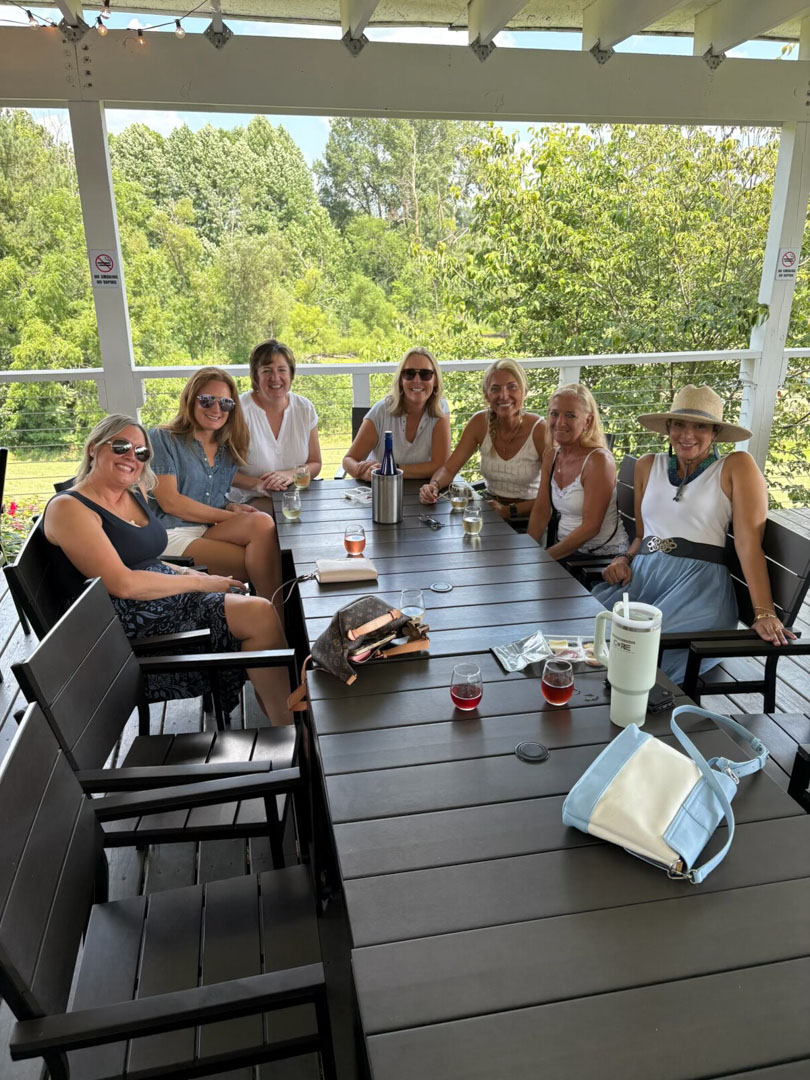 Winery tour party bus in Michiana